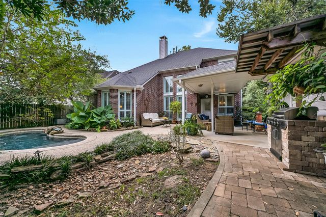 805 Hidden Creek Lane, Friendswood, TX 77546