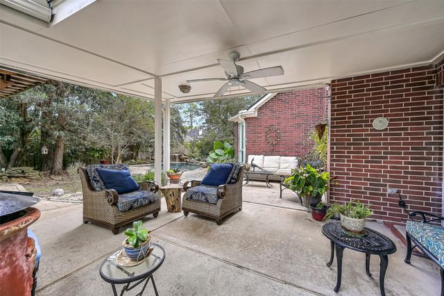 805 Hidden Creek Lane, Friendswood, TX 77546