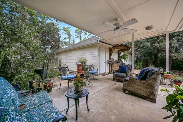 805 Hidden Creek Lane, Friendswood, TX 77546