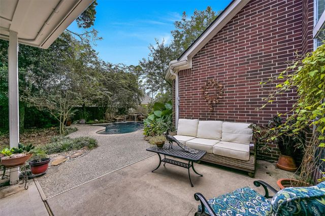 805 Hidden Creek Lane, Friendswood, TX 77546