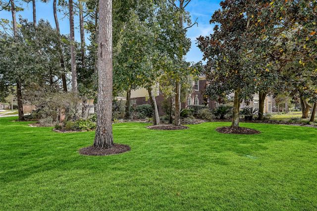 805 Hidden Creek Lane, Friendswood, TX 77546