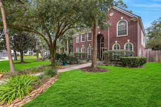 805 Hidden Creek Lane, Friendswood, TX 77546