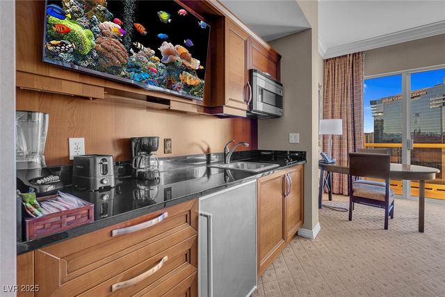 135 East HARMON Avenue 3407, Las Vegas, NV 89109