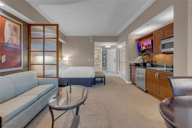 135 East HARMON Avenue 3407, Las Vegas, NV 89109