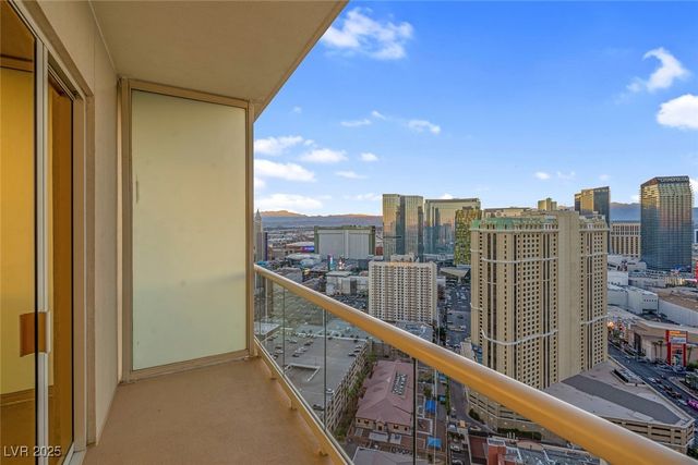 135 East HARMON Avenue 3407, Las Vegas, NV 89109