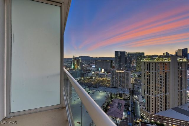 135 East HARMON Avenue 3407, Las Vegas, NV 89109