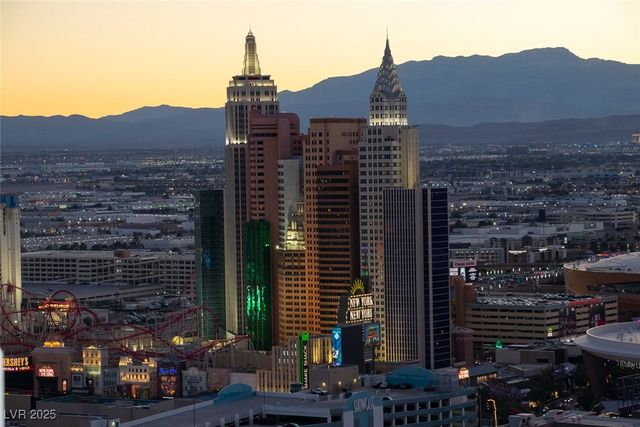 135 East HARMON Avenue 3407, Las Vegas, NV 89109