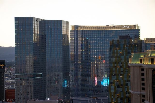 135 East HARMON Avenue 3407, Las Vegas, NV 89109