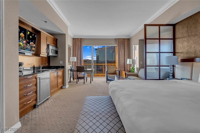 135 East HARMON Avenue 3407, Las Vegas, NV 89109