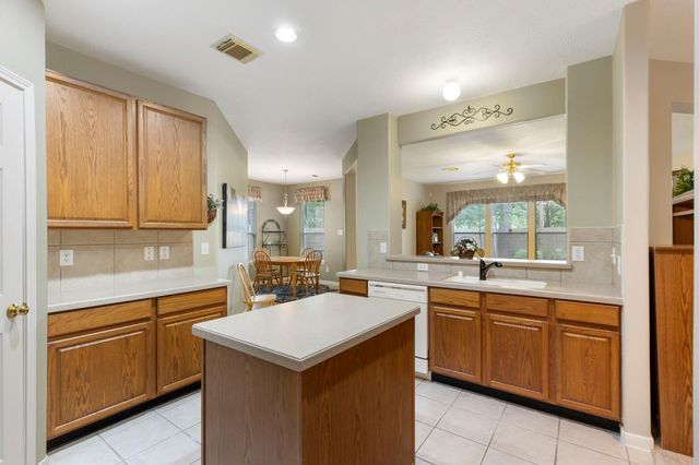 3215 Pine Arbor Trail, Kingwood, TX 77345