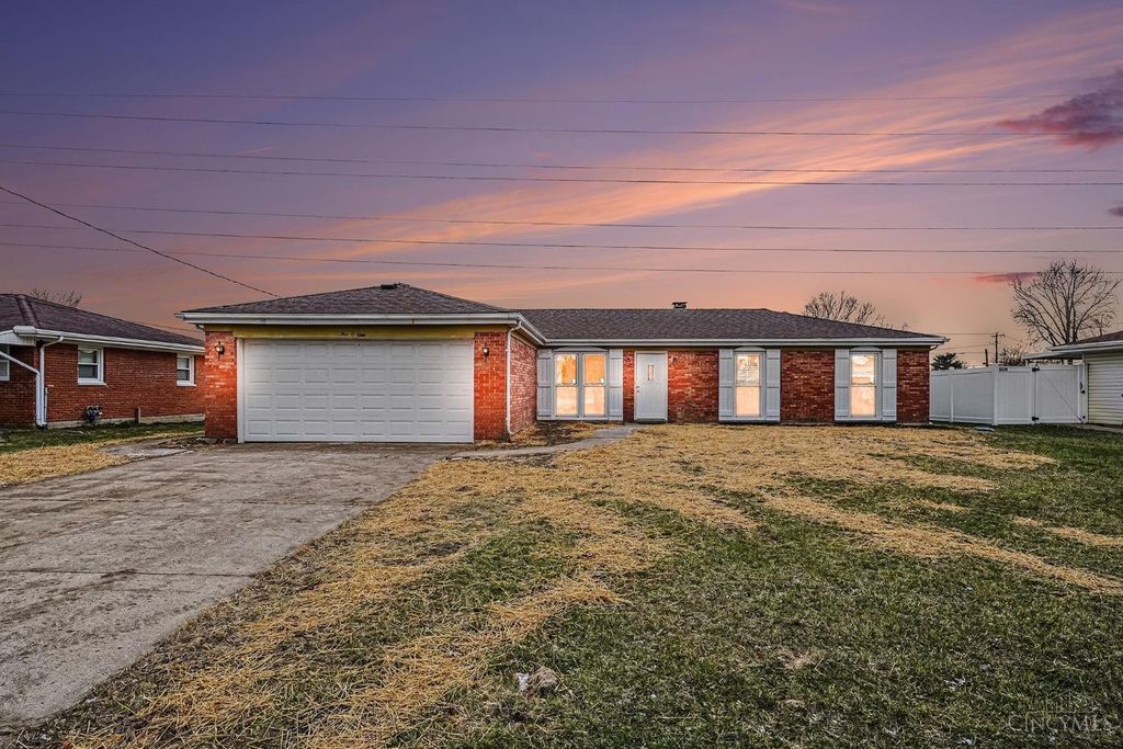 501 W Arlington Drive, Trenton, OH 45067