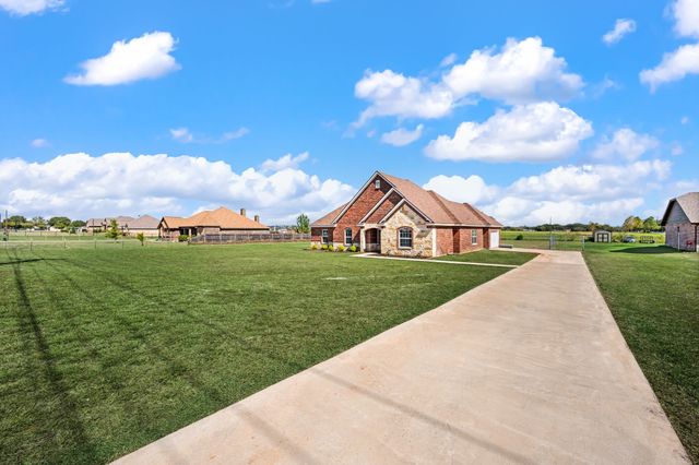 939 Old Reno Road, Reno, TX 76082