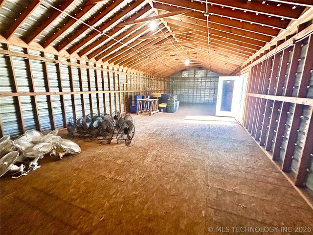 476359 E 791 Road, Stilwell, OK 74960