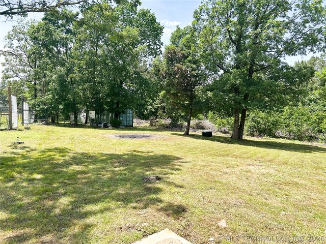 476359 E 791 Road, Stilwell, OK 74960