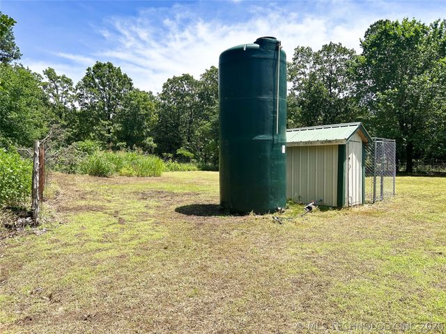 476359 E 791 Road, Stilwell, OK 74960