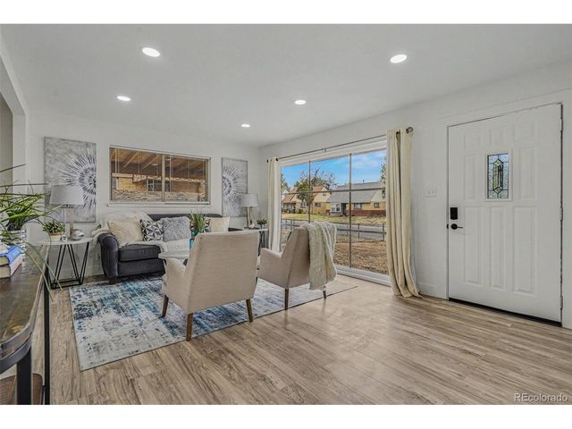 3790 Elm St, Denver, CO 80207