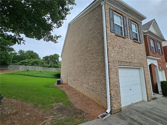 2160 Hawks Bluff Trail, Lawrenceville, GA 30044