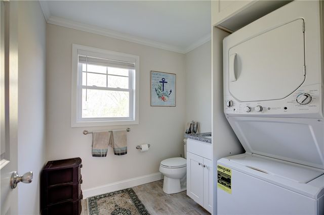 17 Mariner Way, Middletown, RI 02842