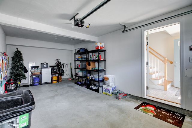 17 Mariner Way, Middletown, RI 02842