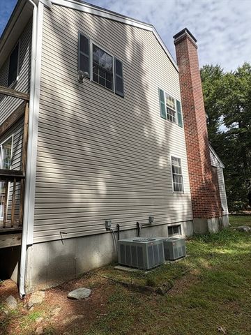 2 Cranberry Circle, Middleboro, MA 02346