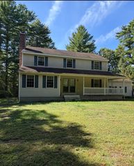 2 Cranberry Circle, Middleboro, MA 02346