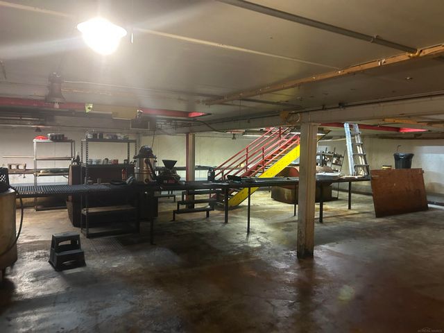 161 Groesbeck Highway, Macomb, MI 48043
