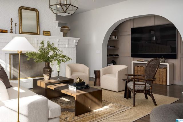 735 EUCLID CIRCLE, Mountain Brook, AL 35213