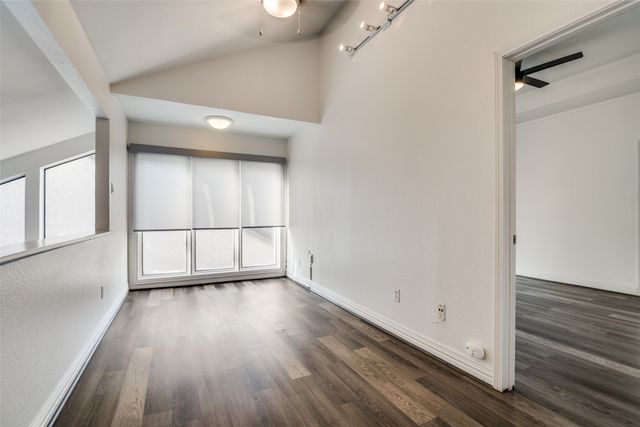 17018 Planters Row, Addison, TX 75001