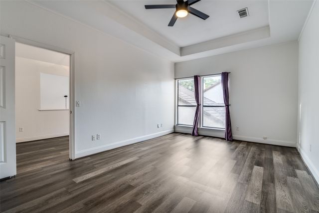 17018 Planters Row, Addison, TX 75001