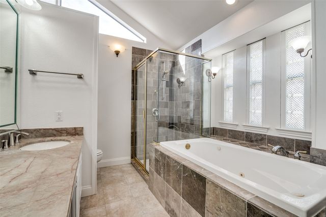 17018 Planters Row, Addison, TX 75001