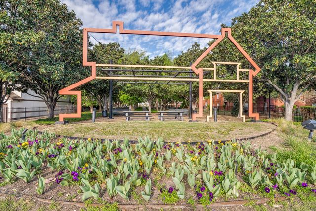 17018 Planters Row, Addison, TX 75001