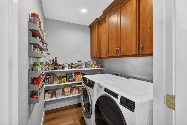 6810 Rappahannock Way, Carmichael, CA 95608