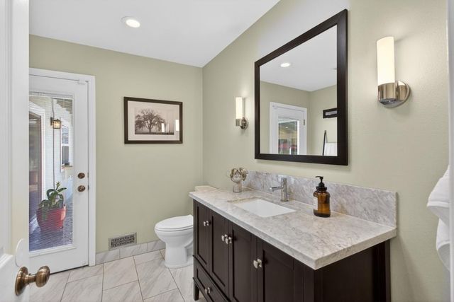 6810 Rappahannock Way, Carmichael, CA 95608