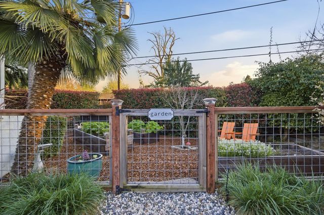 6810 Rappahannock Way, Carmichael, CA 95608