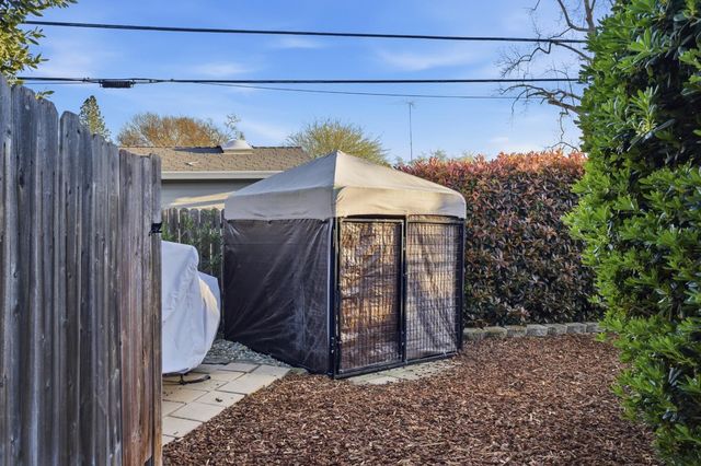 6810 Rappahannock Way, Carmichael, CA 95608