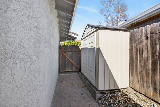 6810 Rappahannock Way, Carmichael, CA 95608