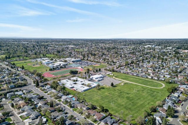 6810 Rappahannock Way, Carmichael, CA 95608