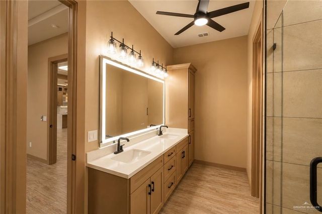 3005 E Ebano Avenue, Hidalgo, TX 78557