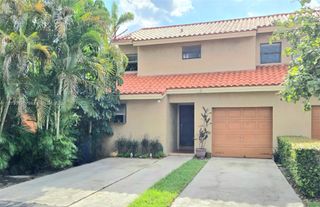 19710 Cypress Ct, Miami Lakes, FL 33015