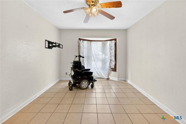365 Llewellyn Lane, Killeen, TX 76542
