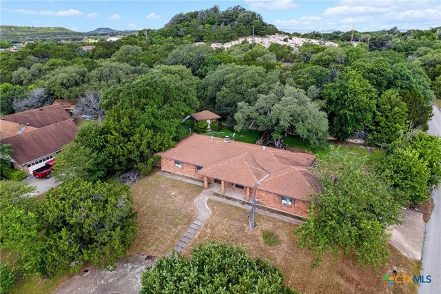 365 Llewellyn Lane, Killeen, TX 76542