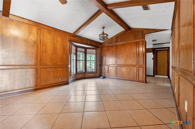 365 Llewellyn Lane, Killeen, TX 76542