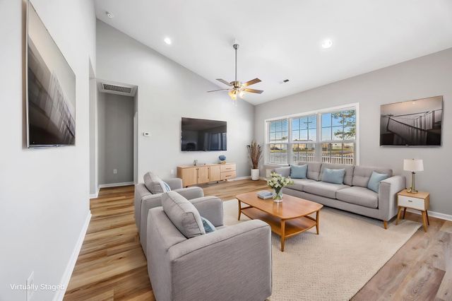 101 Cottage Creek Circle, Conway, SC 29527