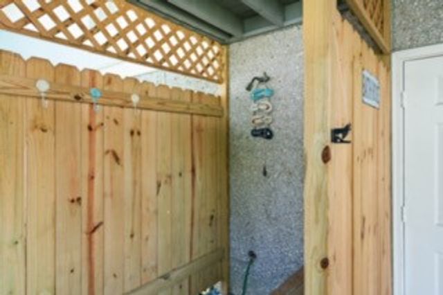 216 Circle Drive, St Simons Island, GA 31522