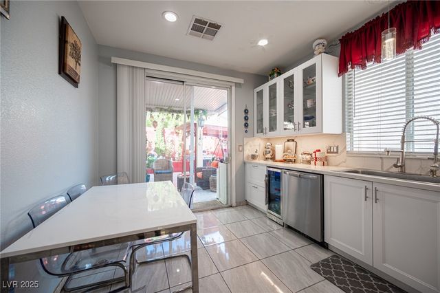 9566 Sun Drop Court, Las Vegas, NV 89147