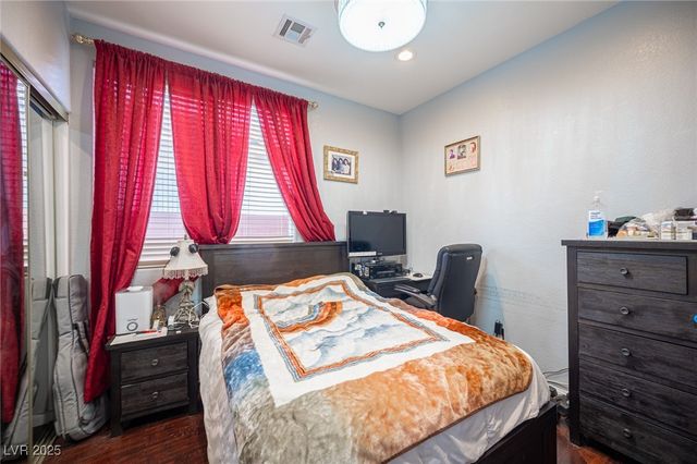 9566 Sun Drop Court, Las Vegas, NV 89147