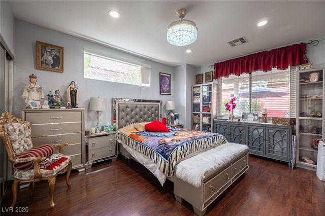 9566 Sun Drop Court, Las Vegas, NV 89147