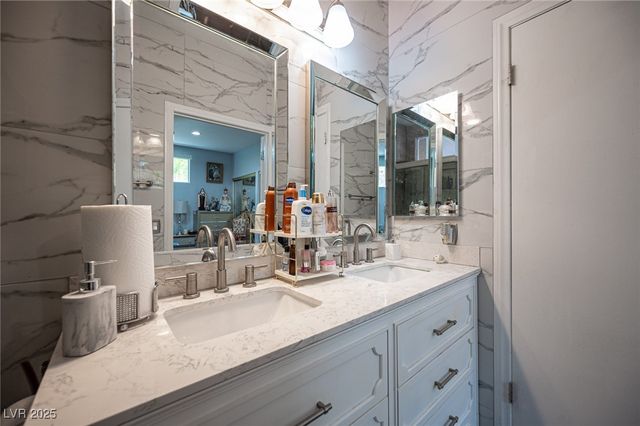 9566 Sun Drop Court, Las Vegas, NV 89147