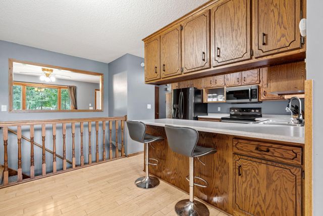 16724 Kenyon Circle NE, Ham Lake, MN 55304