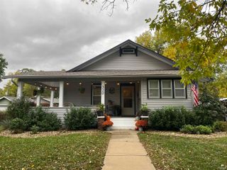 320 NE 10th, Abilene, KS 67410